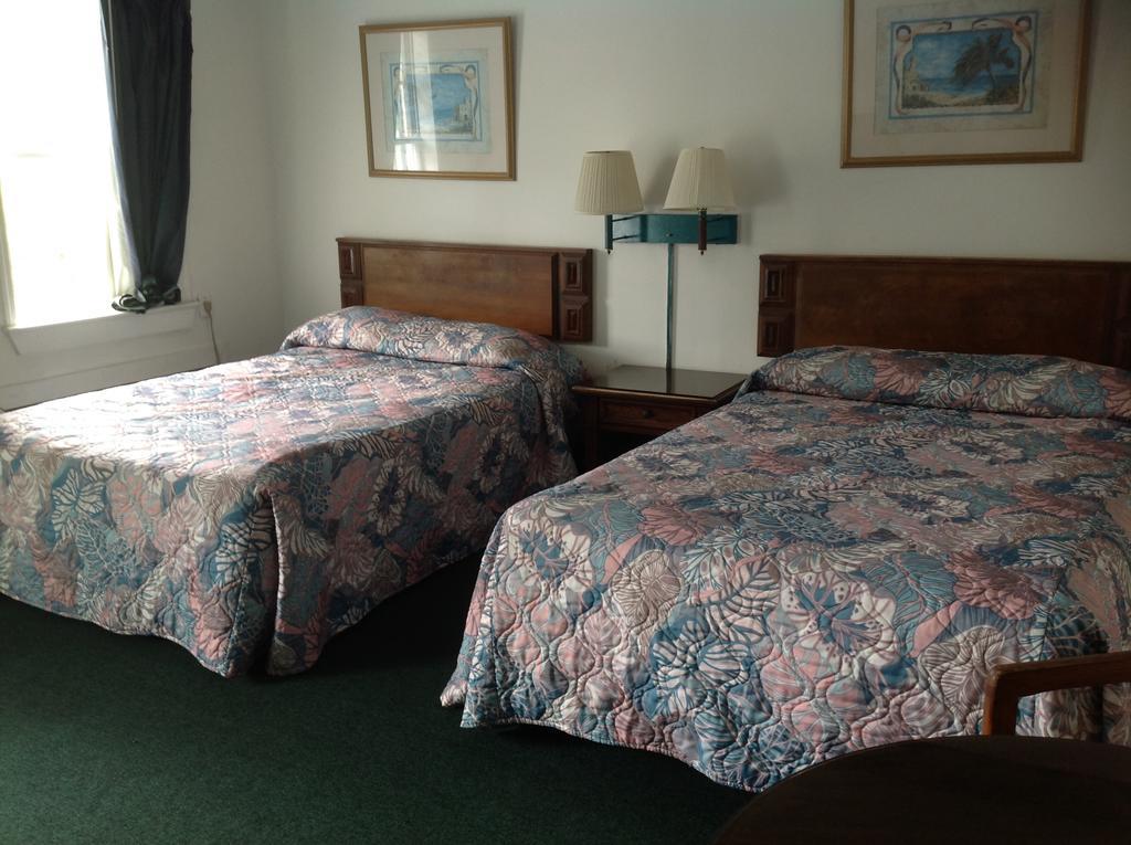Deluxe Inn 卡姆登 客房 照片